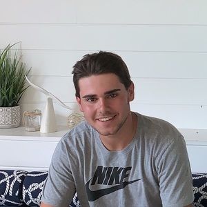 Meet your Posher, Colin